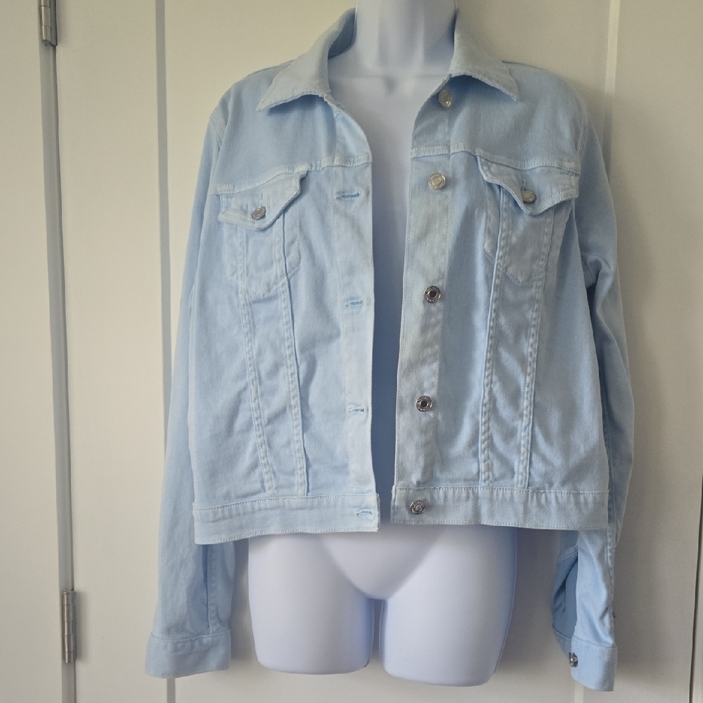 NEW Michael Kors Light Blue Cropped Jean Jacket Classic Design